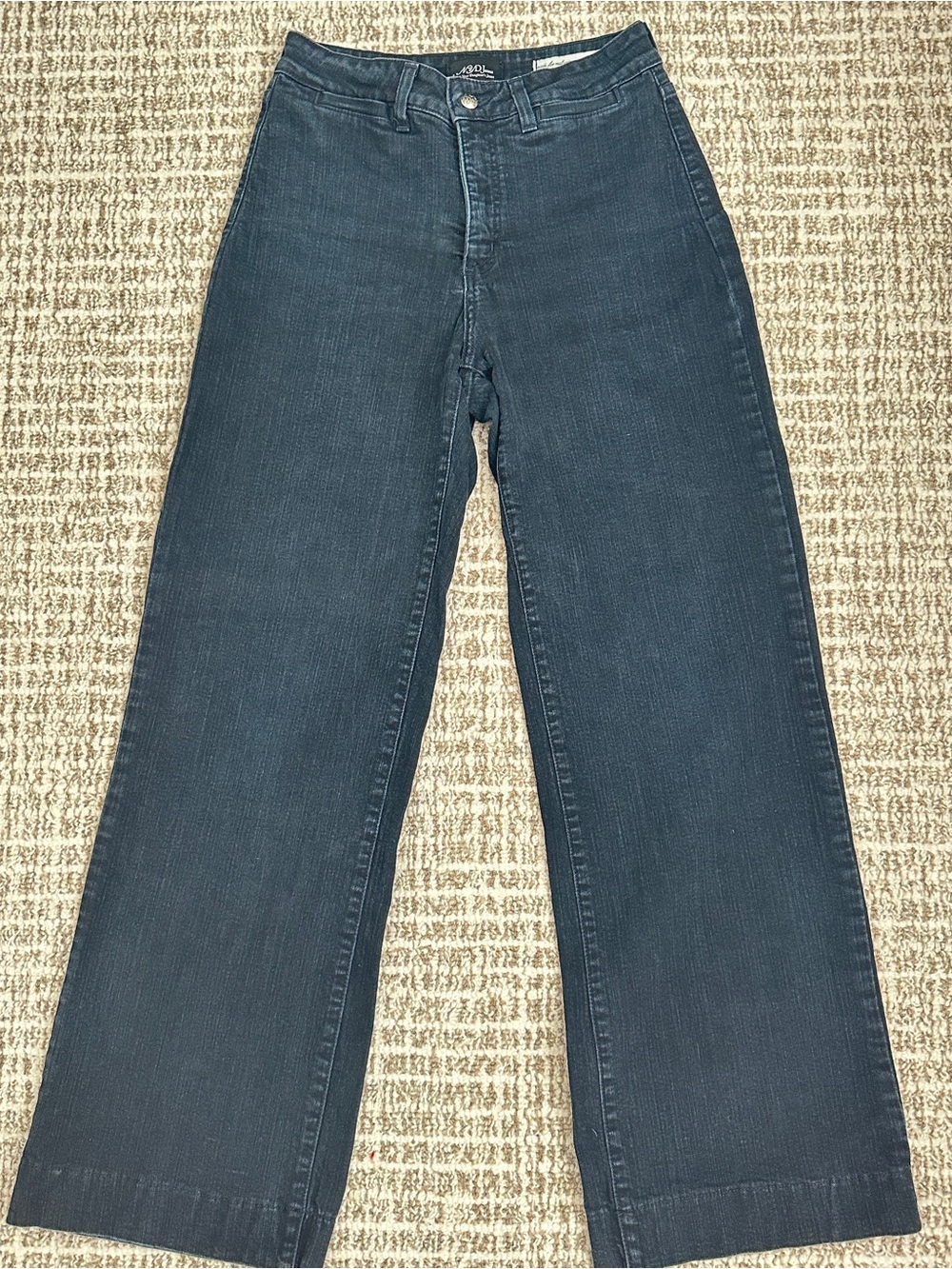 NYDJ High-Rise Wide-Leg Black Women's Jeans, Sz 8 Preowned, perfect cond